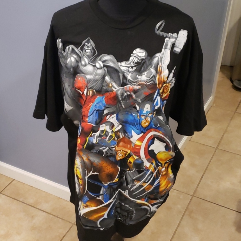 Mens tshirt xl marvel
